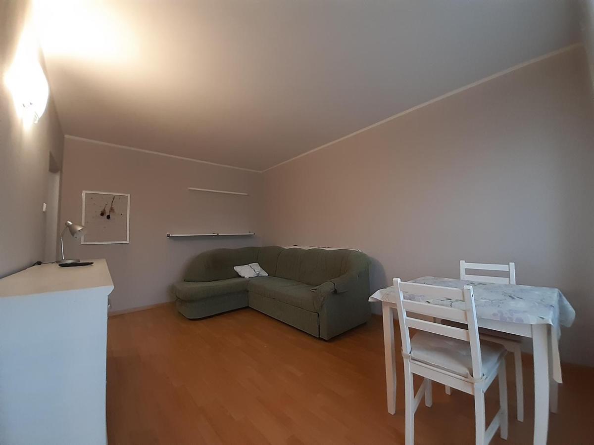Kawalerka Blisko Plazy Gdansk Przymorze Apartment Luaran gambar