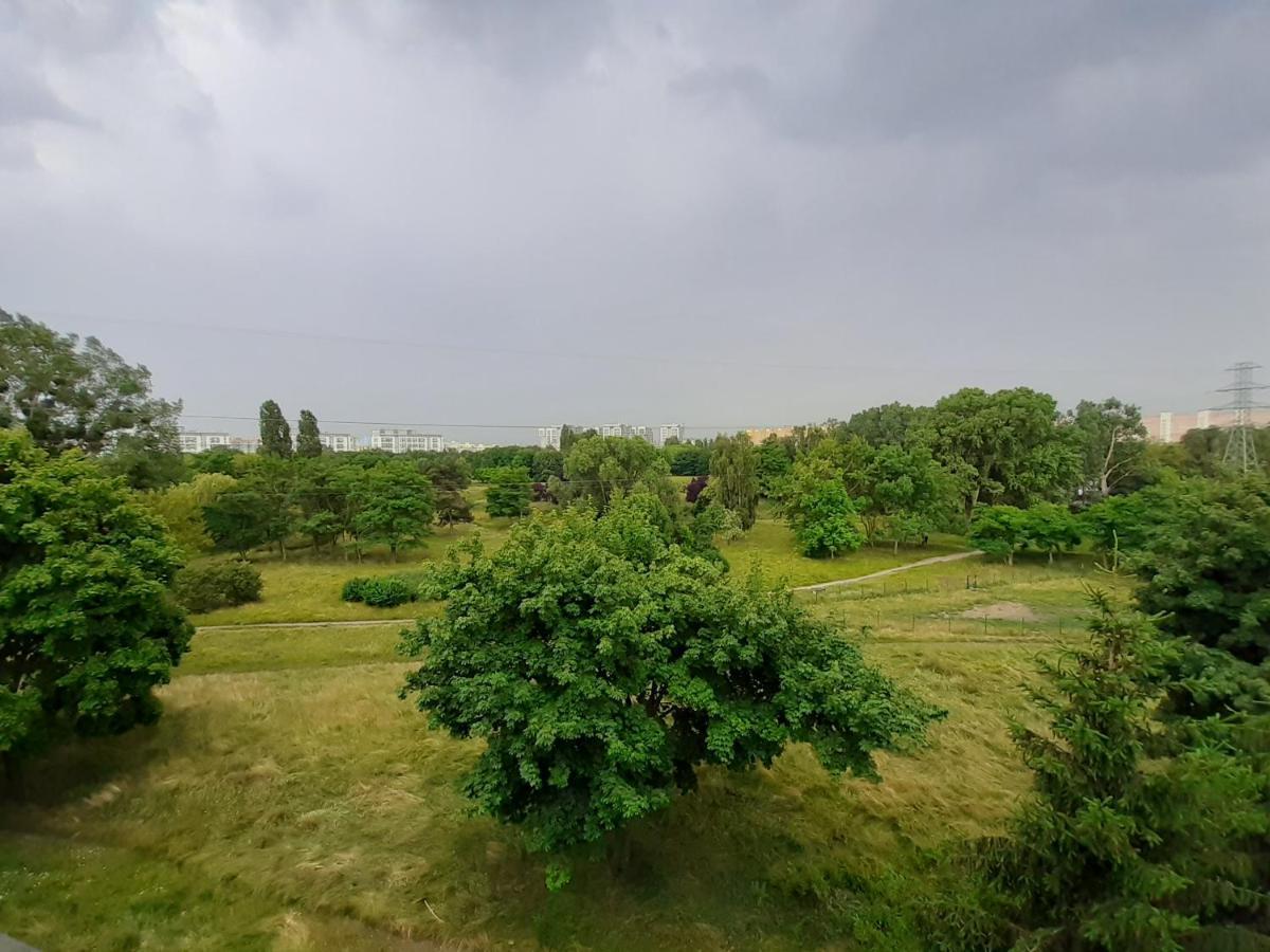 Kawalerka Blisko Plazy Gdansk Przymorze Apartment Luaran gambar
