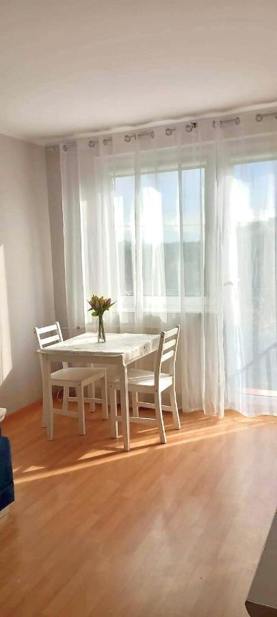 Kawalerka Blisko Plazy Gdansk Przymorze Apartment Luaran gambar